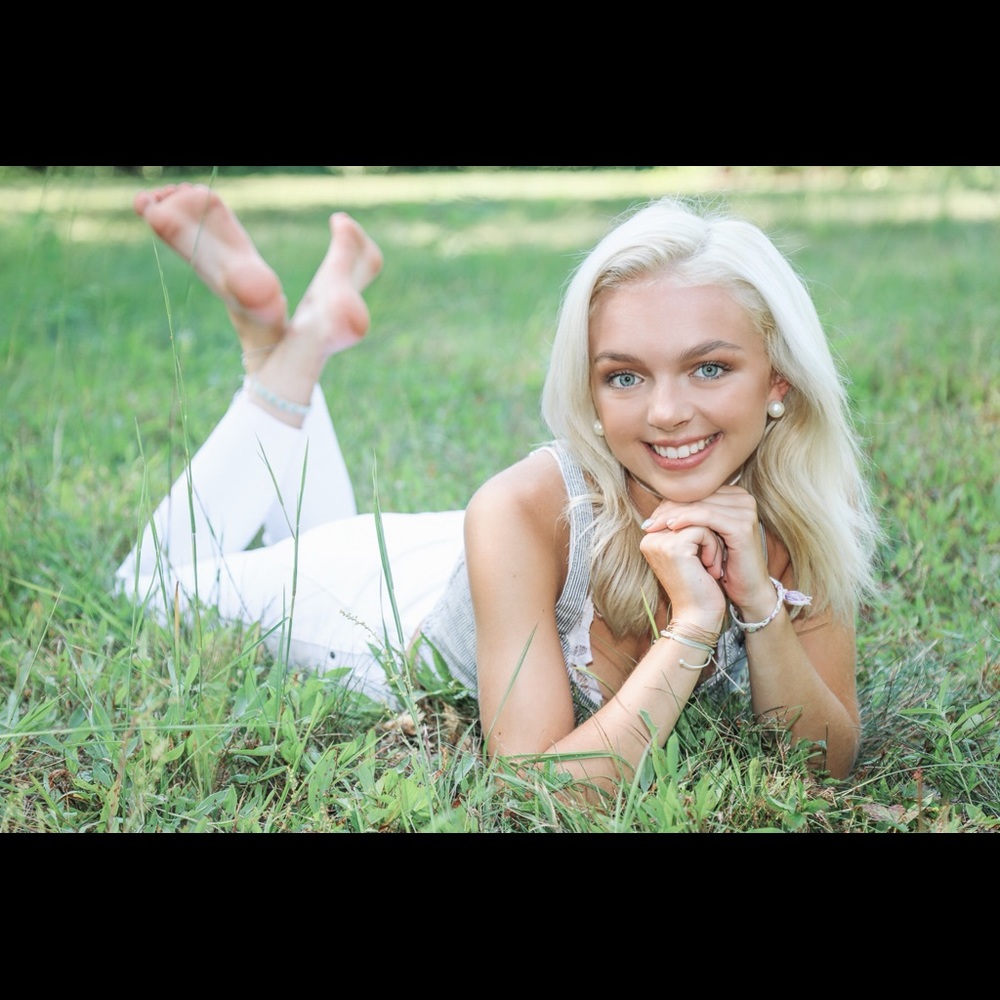 Meet your Posher, Izzy